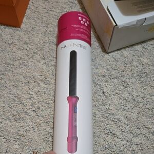 NuMe Hot Pink Hair Styling Wand